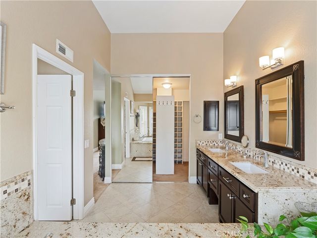 1 Taywood Court, Laguna Niguel, CA 92677