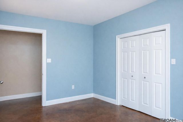 909 W Jeana Dr, Gonzales, LA 70737