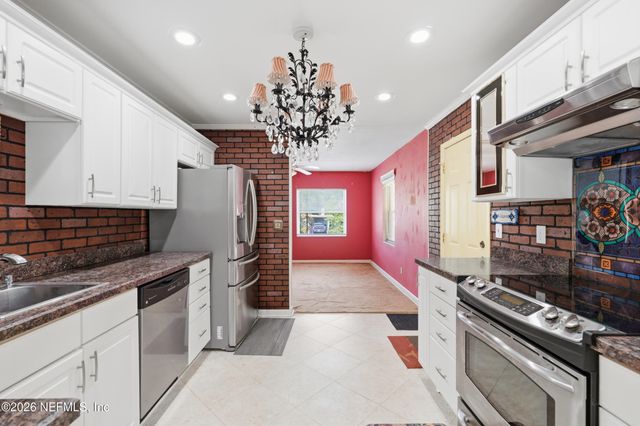 3021 ALONSO Road, Jacksonville, FL 32216