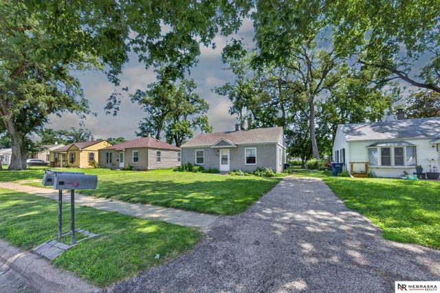 2809 Clay Street, Bellevue, NE 68005