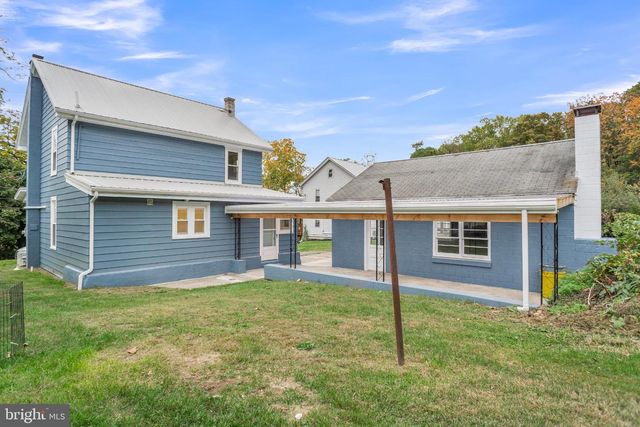 132 E ARCH ST, Elizabethville, PA 17023