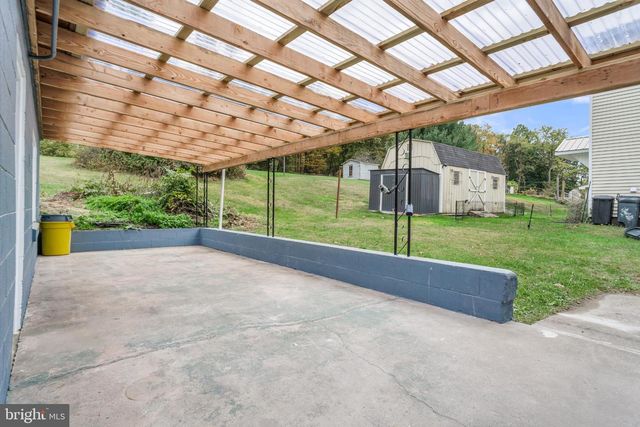 132 E ARCH ST, Elizabethville, PA 17023