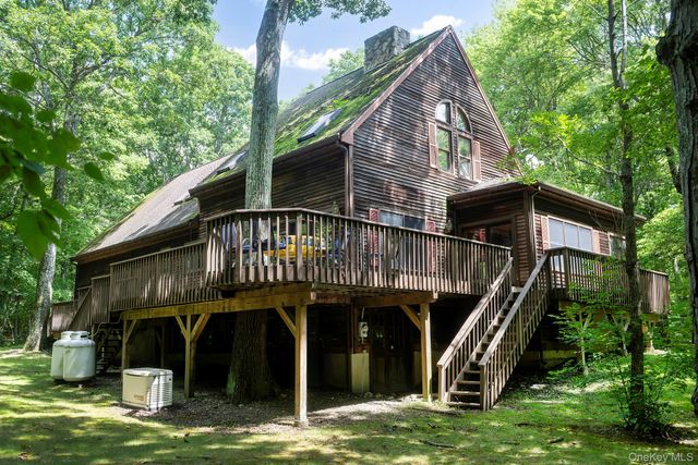 137 Old Camby Road, Verbank, NY 12585