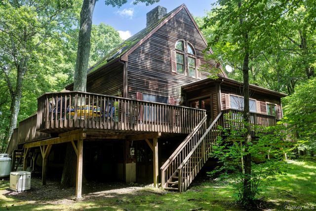 137 Old Camby Road, Verbank, NY 12585