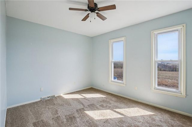 10368 NW O Highway, Blairstown, MO 64726