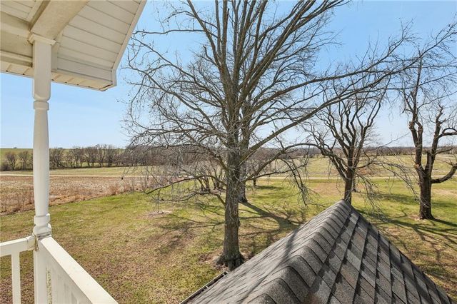 10368 NW O Highway, Blairstown, MO 64726