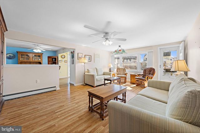 16 JEFFREY DRIVE, Manahawkin, NJ 08050
