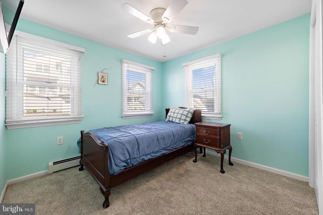 16 JEFFREY DRIVE, Manahawkin, NJ 08050