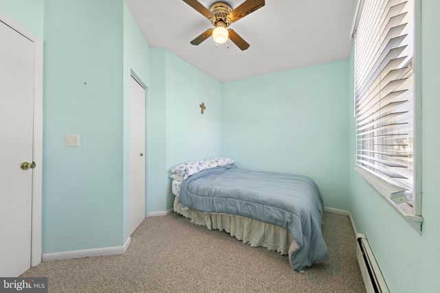 16 JEFFREY DRIVE, Manahawkin, NJ 08050