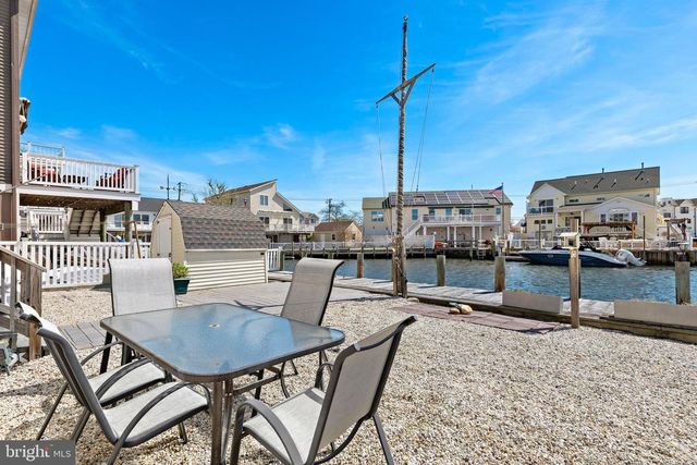 16 JEFFREY DRIVE, Manahawkin, NJ 08050