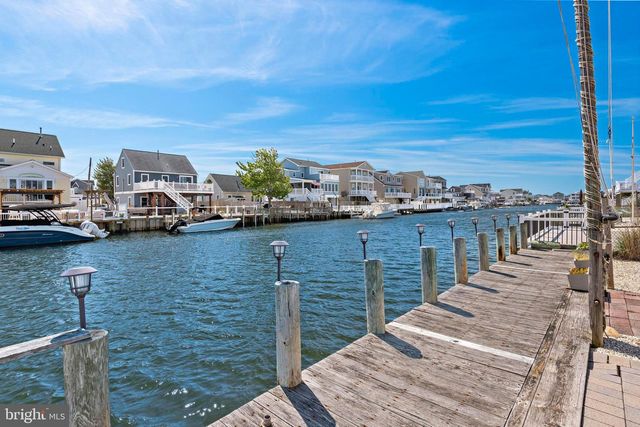 16 JEFFREY DRIVE, Manahawkin, NJ 08050