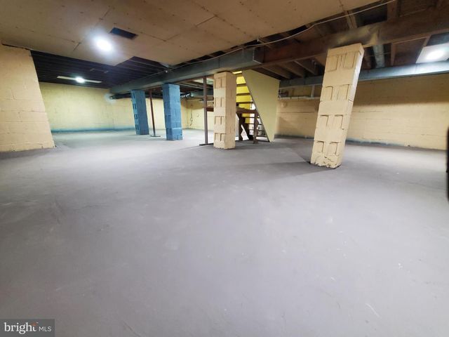 2601 N LAKESHORE DR, Browns Mills, NJ 08015