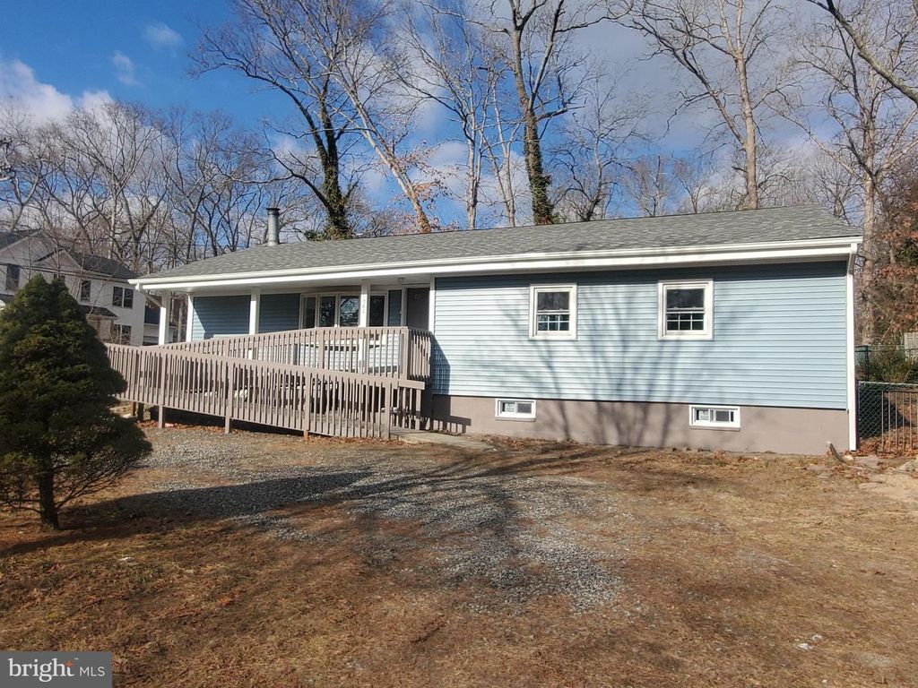 2601 N LAKESHORE DR, Browns Mills, NJ 08015