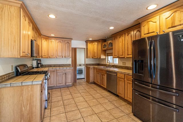 604 Ortega Road NW, Los Ranchos, NM 87114