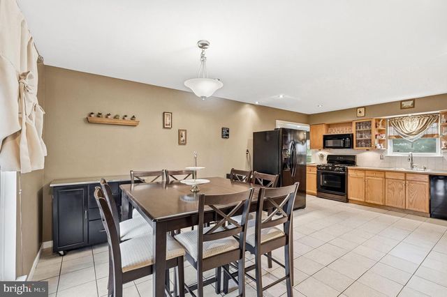 24 WILLOW CEDAR WAY, Blackwood, NJ 08012