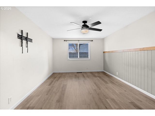 2626 18TH Ave, Forest Grove, OR 97116