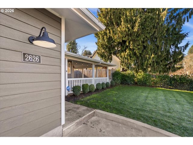 2626 18TH Ave, Forest Grove, OR 97116