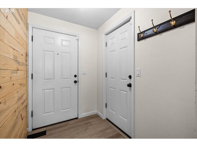 2626 18TH Ave, Forest Grove, OR 97116