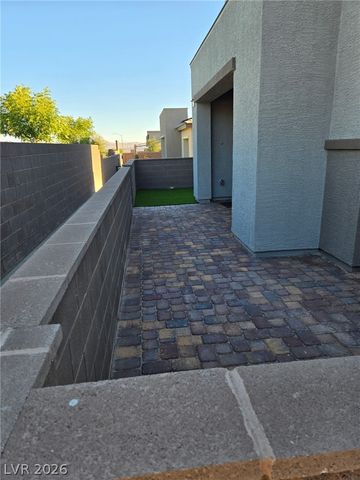 377 Aravalli Crest Street, Henderson, NV 89015