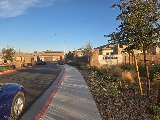 377 Aravalli Crest Street, Henderson, NV 89015