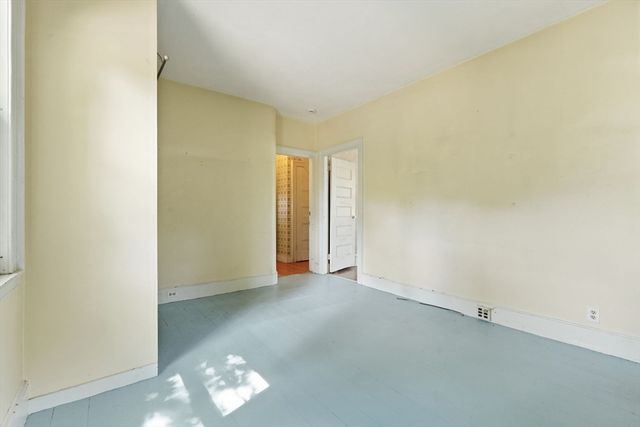 155 Amity St, Amherst, MA 01002