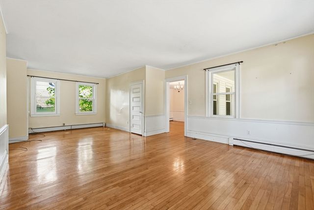 155 Amity St, Amherst, MA 01002