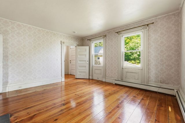 155 Amity St, Amherst, MA 01002