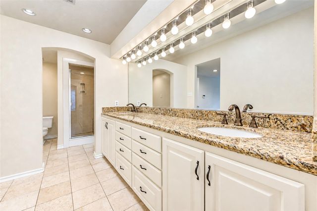 1801 Potomac Drive A, Houston, TX 77057