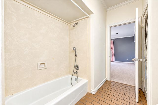 1801 Potomac Drive A, Houston, TX 77057