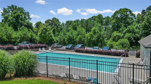 298 Gunier Circle, Dawsonville, GA 30534