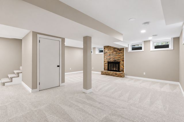 2000 Orkla Drive, Golden Valley, MN 55427