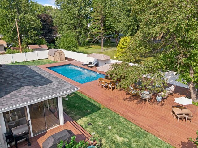 2000 Orkla Drive, Golden Valley, MN 55427