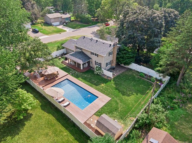 2000 Orkla Drive, Golden Valley, MN 55427