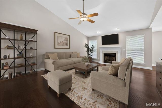 130 Barrington Lake Drive, Dardenne Prairie, MO 63368