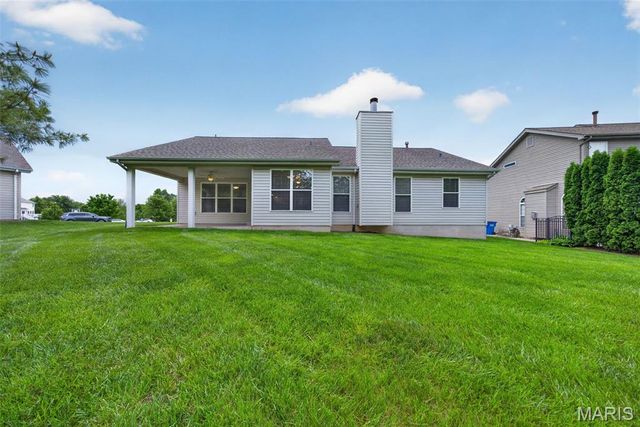 130 Barrington Lake Drive, Dardenne Prairie, MO 63368