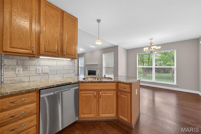 130 Barrington Lake Drive, Dardenne Prairie, MO 63368