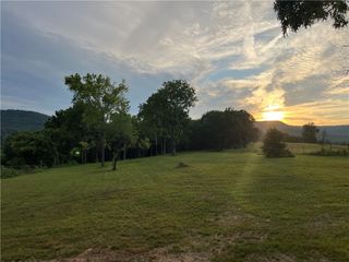2880 Waters Drive, Harrison, AR 72601
