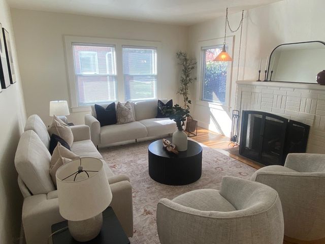 2708 9th Ave, Sacramento, CA 95818