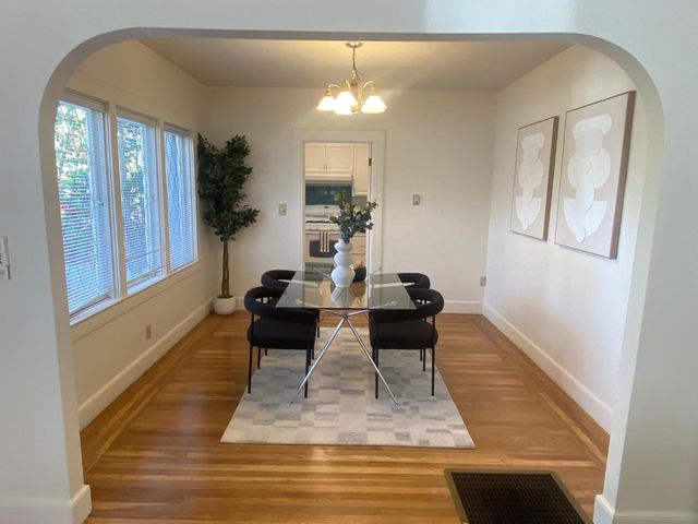 2708 9th Ave, Sacramento, CA 95818