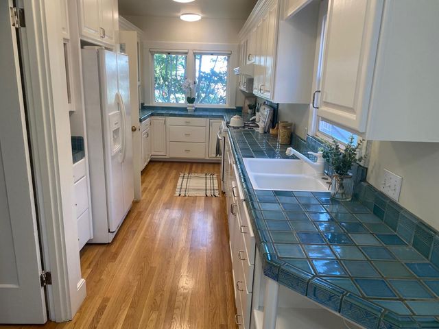 2708 9th Ave, Sacramento, CA 95818