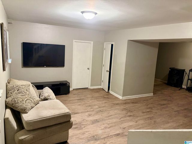 1133 4TH PLAZA, Pleasant Grove, AL 35127