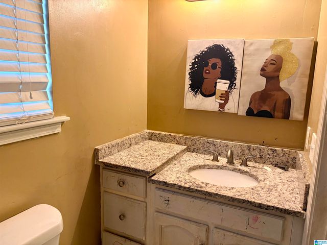 1133 4TH PLAZA, Pleasant Grove, AL 35127