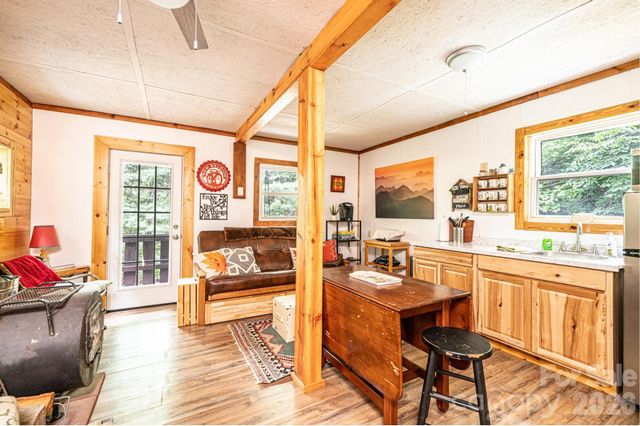 4462 Maple Grove Church Road, Collettsville, NC 28611