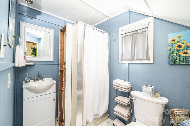 4462 Maple Grove Church Road, Collettsville, NC 28611