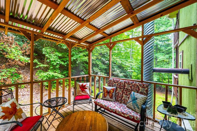 4462 Maple Grove Church Road, Collettsville, NC 28611
