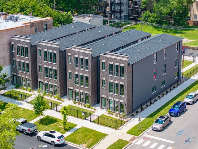 5008 S Prairie Avenue, Chicago, IL 60615