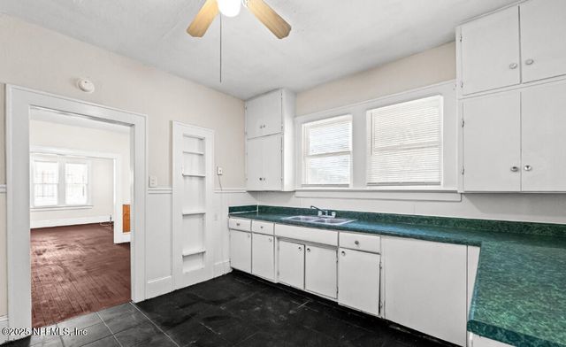 343 W 40TH Street, Jacksonville, FL 32206