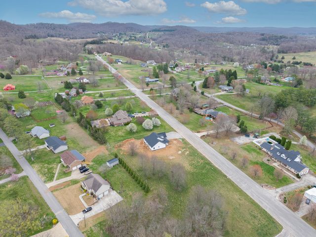 118 Runway Boulevard, Somerset, KY 42503