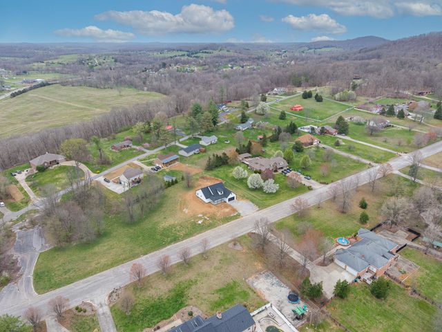118 Runway Boulevard, Somerset, KY 42503
