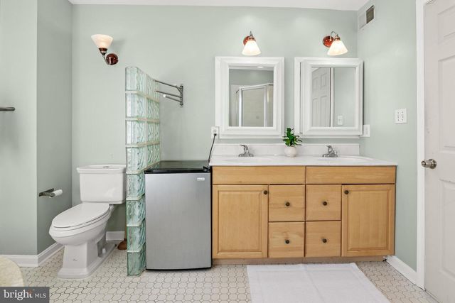 21 E FORT AVE E, Baltimore, MD 21230